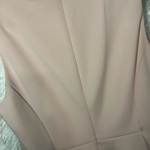 Beautiful blossom dress by Calvin Klein - Picture 6 of 12